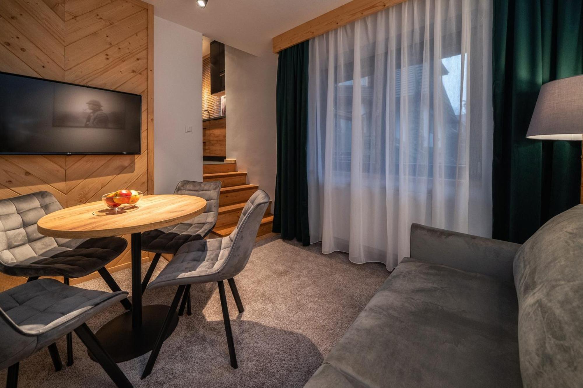 Tatrzanska Miejscowka - Apartamenty Centrum Zakopane Phòng bức ảnh